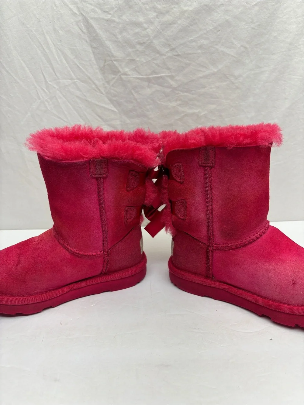 UGG Kids Bow-Back Suede Boots in Hot Pink, SZ 10 for toddler girl, box 72